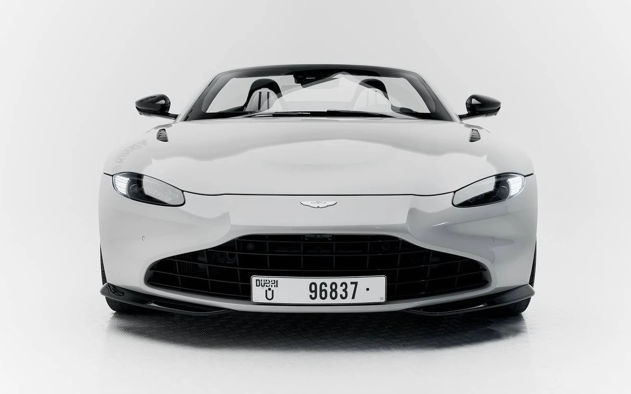 Aston Martin Vantage (Grey), 2021