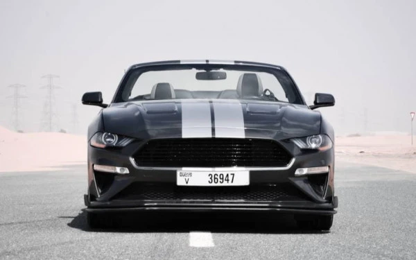 Ford Mustang cabrio V8 for rent in Dubai