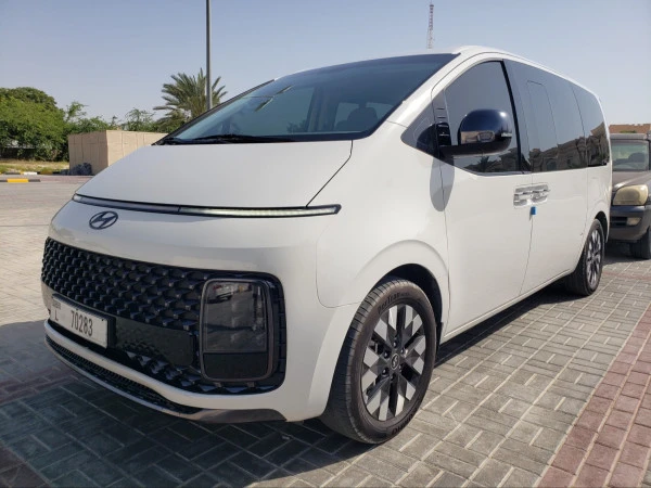 Hyundai Staria 9S LUXE