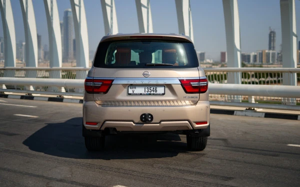 Nissan Patrol Platinum V6 (Beige), 2024