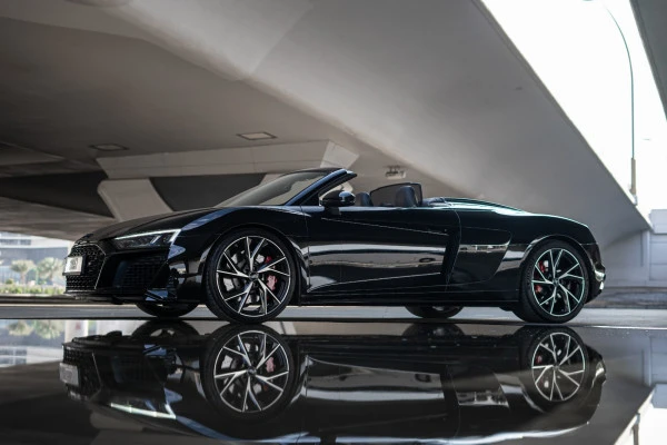 Audi R8 V10 Spyder (Black), 2021