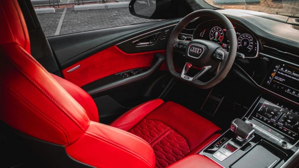 Audi RSQ8 (Black), 2021