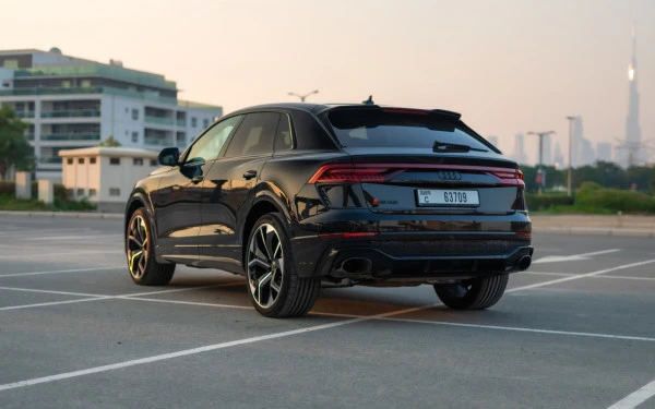 Audi RSQ8 (Black), 2023