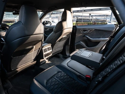 Audi RSQ8 (Black), 2023