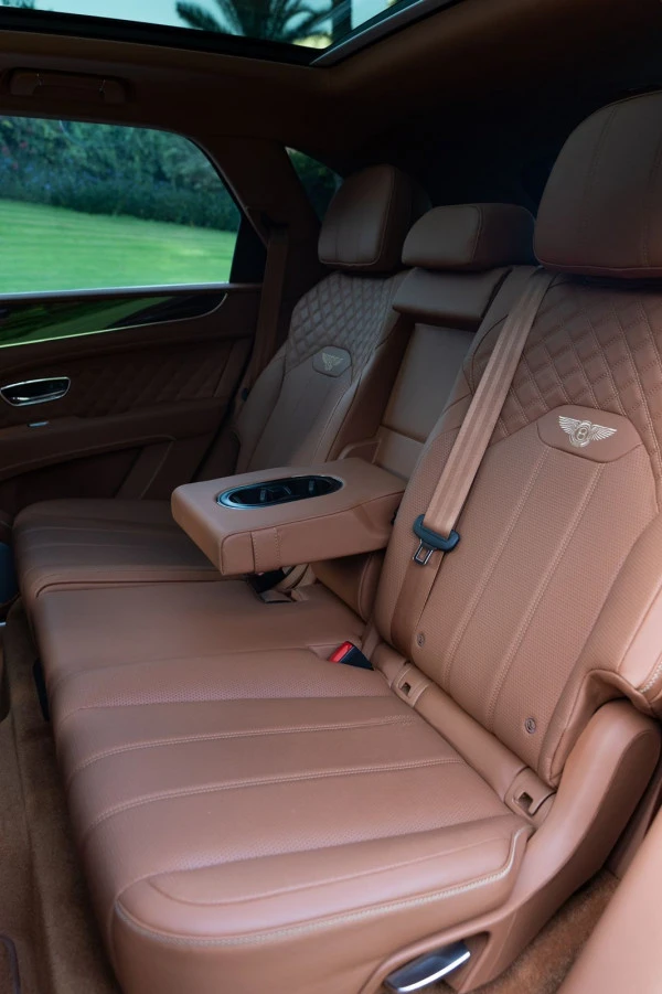 Bentley Bentayga (Black), 2021