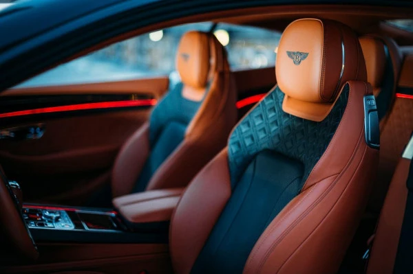 Bentley Continental GT (Black), 2019