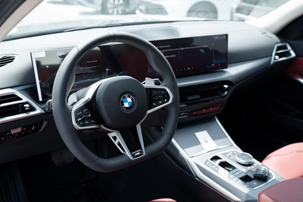 BMW 325 (Black), 2025