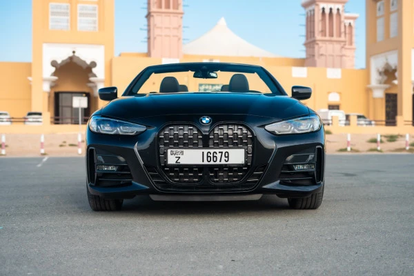 BMW 430i cabrio (Black), 2023