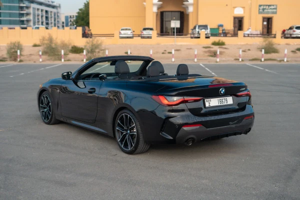 BMW 430i cabrio (Black), 2023