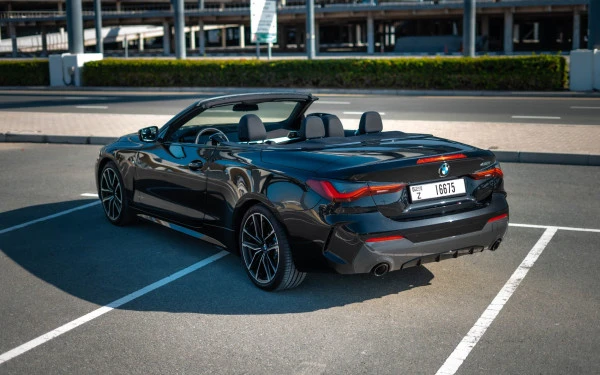BMW 430i cabrio (Black), 2023