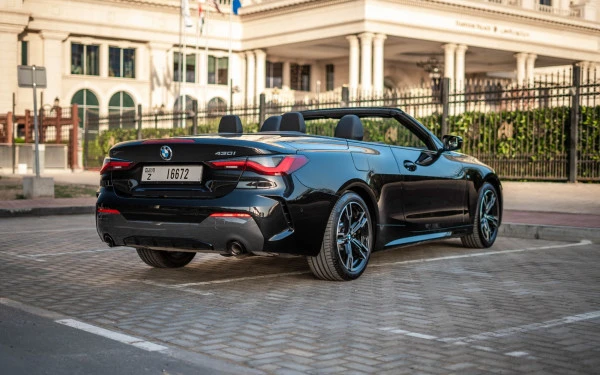 BMW 430i cabrio (Black), 2023