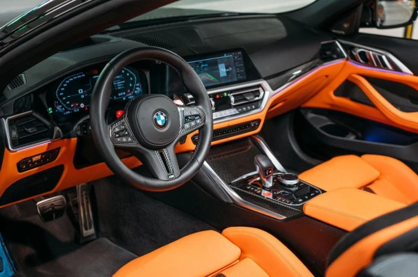 BMW 4M Sport Competition cabrio (Black), 2022