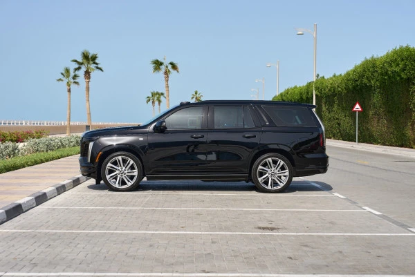 Cadillac Escalade (Black), 2025