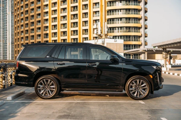 Cadillac Escalade (Black), 2021