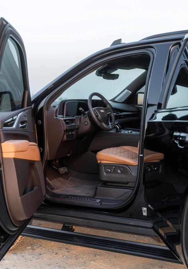 Cadillac Escalade Sport Platinum (Black), 2024