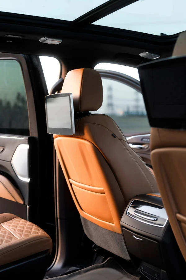 Cadillac Escalade Sport Platinum (Black), 2024