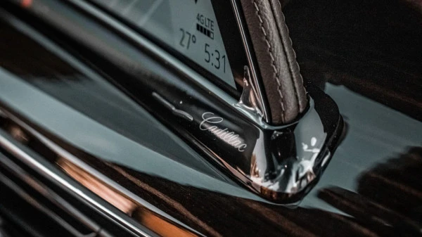 Cadillac Escalade (Black), 2022
