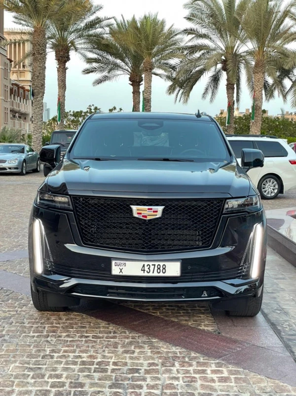 Cadillac Escalade Platinum S (Black), 2021