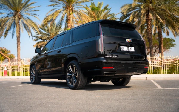 Cadillac Escalade (Negro), 2025