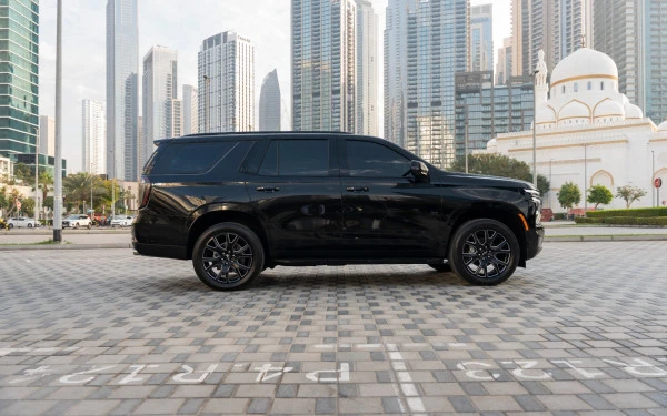 Chevrolet Tahoe RST (Black), 2025