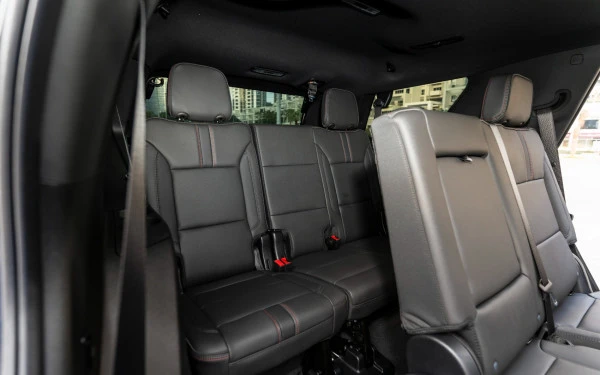 Chevrolet Tahoe RST (Black), 2025