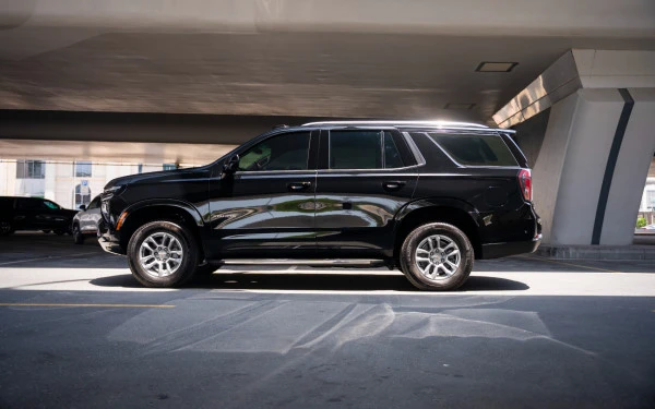 Chevrolet Tahoe (Black), 2025