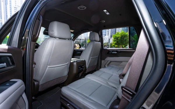 Chevrolet Tahoe (Black), 2025
