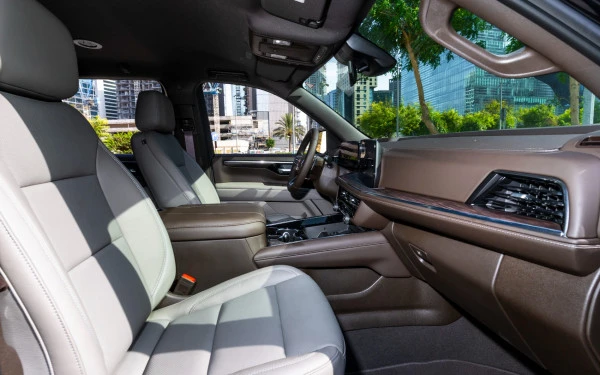 Chevrolet Tahoe (Black), 2025