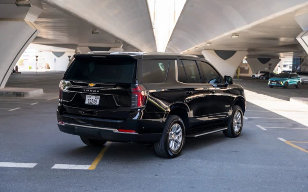 Chevrolet Tahoe (Black), 2025