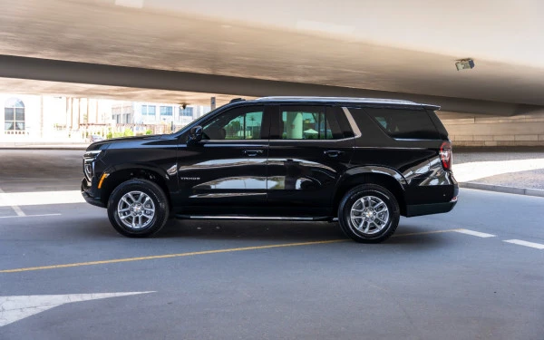 Chevrolet Tahoe (Black), 2025