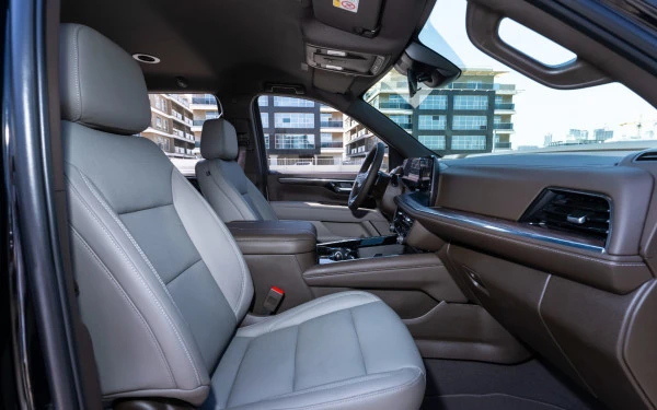 Chevrolet Tahoe (Black), 2025