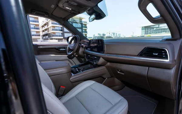 Chevrolet Tahoe (Black), 2025