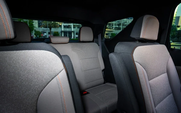 Chevrolet Traverse (Black), 2025
