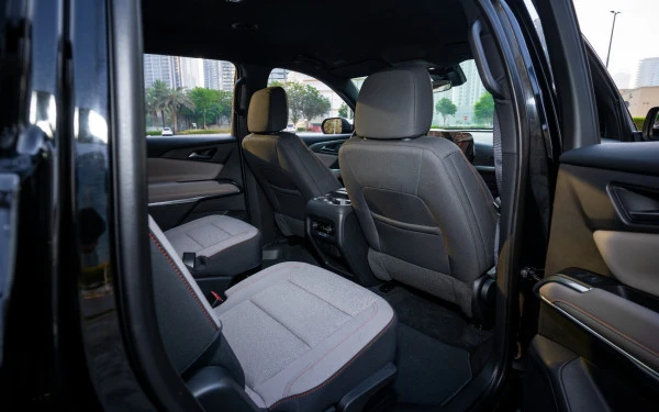 Chevrolet Traverse (Black), 2025
