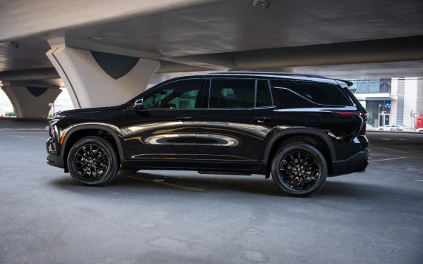 Chevrolet Traverse (Black), 2025