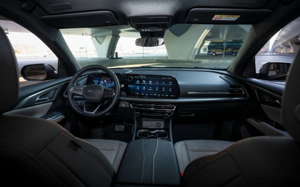 Chevrolet Traverse (Black), 2025