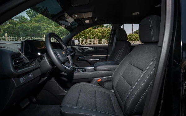 Chevrolet Traverse (Black), 2026