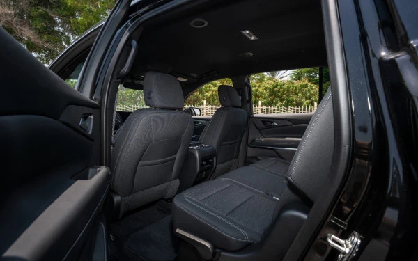 Chevrolet Traverse (Black), 2026