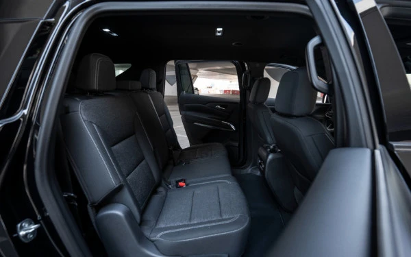 Chevrolet Traverse (Black), 2026