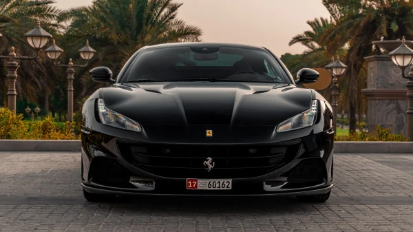 Ferrari Portofino Rosso (Negro), 2022