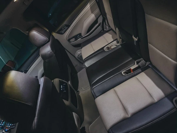 GMC Yukon (Black), 2020