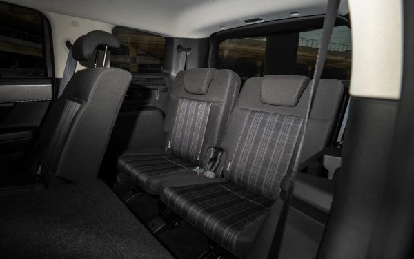 Hyundai Santa Fe (Black), 2026