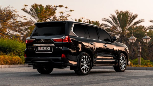Lexus LX 570 (Black), 2021