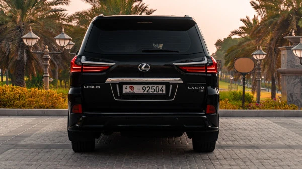 Lexus LX 570 (Black), 2021