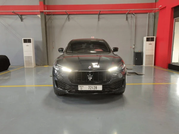 Maserati Levante (Black), 2019