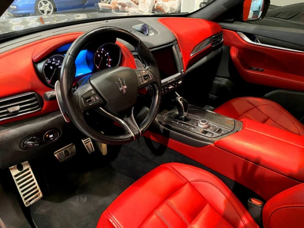 Maserati Levante (Black), 2019