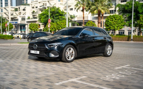 Mercedes A220 (Black), 2024