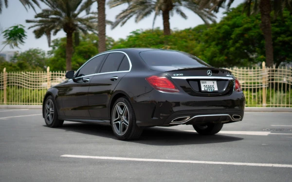 Mercedes C300 (Black), 2020