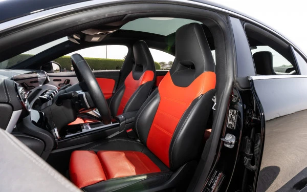 Mercedes CLA250 (Schwarz), 2024