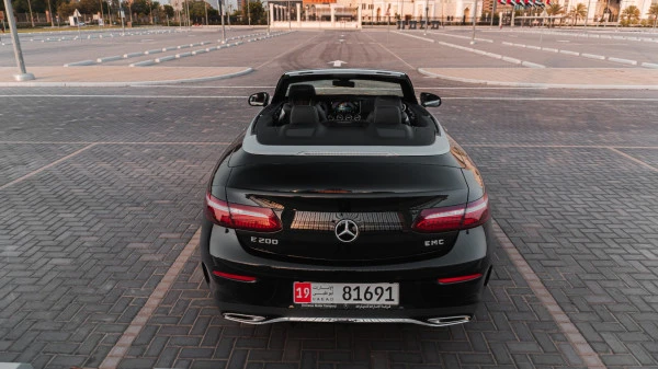 Mercedes E200 (Black), 2023